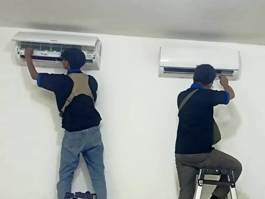 Teknik Surajaya menyediakan layanan perbaikan AC yang andal dan berkualitas di Jakarta Timur